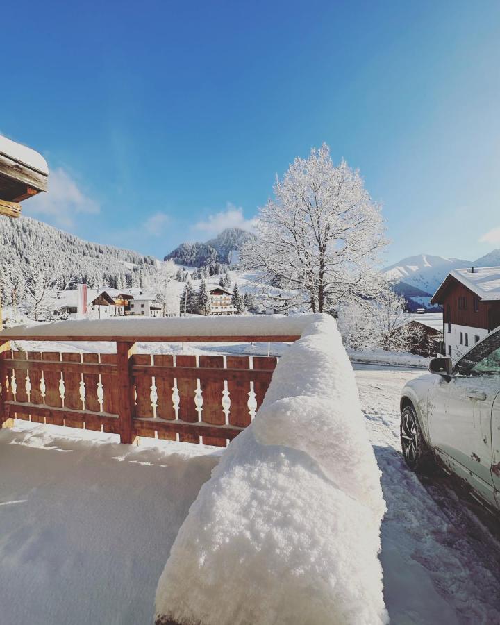 Chalet Schwarz 贝旺 外观 照片